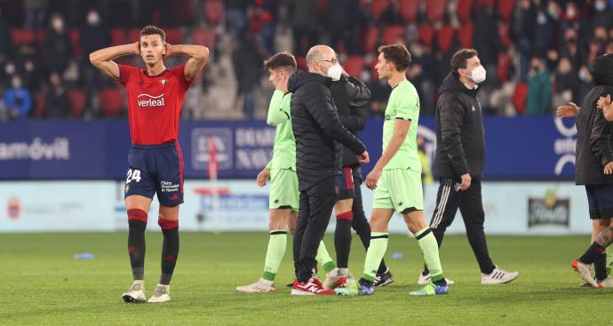 Torró se echa las manos a la cabeza