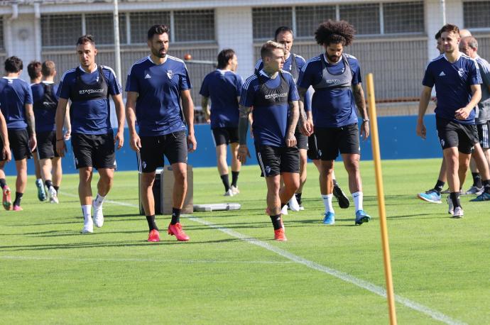 Primer entrenamiento de Osasuna, sin los positivos