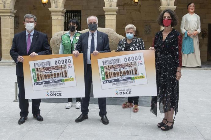 Juan Mari Aburto, Juan Carlos Andueza, Lorea Bilbao, la vendedora Yolanda Peñalver y Sorkunde Aiarza