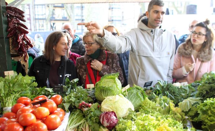 Santo Tomás podría celebrarse con puestos de frutas y verduras únicamente si la curva de la pandemia sube.