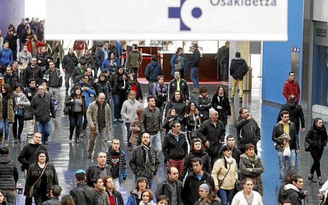 Imagen de archivo de una OPE de Osakidetza celebrada en diciembre de 2015. Foto: Borja Guerrero
