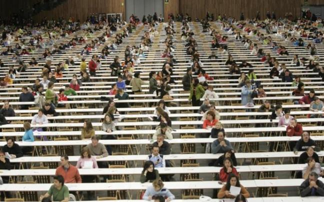 El 68 % de los aspirantes a una plaza son mujeres. El 68 % de los aspirantes a una plaza son mujeres.