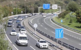 La tarde del miércoles transcurrió con bastante tranquilidad en la A8 en sentido Cantabria, con caravanas únicamente tras un accidente en Muskiz. La tarde del miércoles transcurrió con bastante tranquilidad en la A8 en sentido Cantabria, con caravanas únicamente tras un accidente en Muskiz.