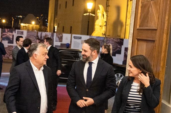 El presidente de Hungría, Victor Orbán, junto a Santiago Abascal durante el encuentro que mantuvieron el pasado noviembre
