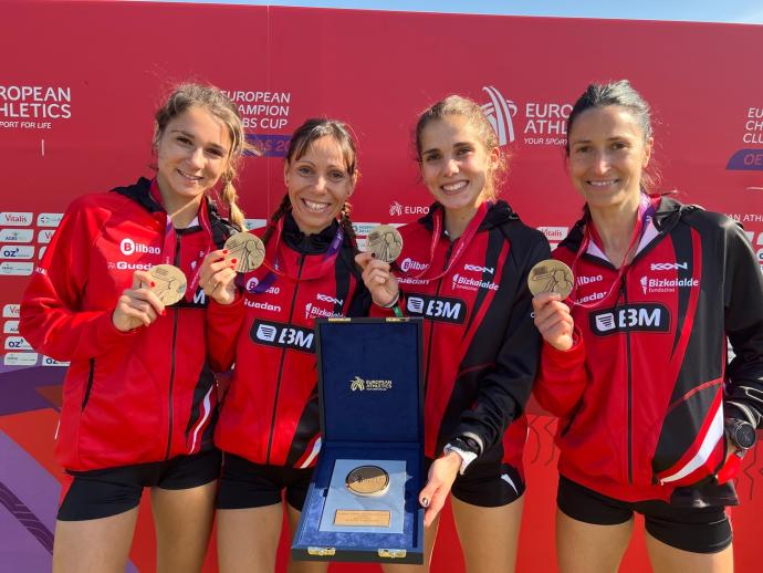 García, Priego, Díaz y Loyo, con el bronce.