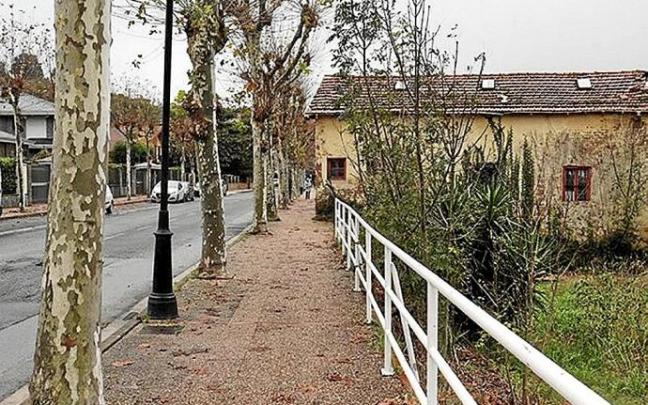 Obra egiteko falta den zatia. Argazkia: N.G. Obra egiteko falta den zatia. Argazkia: N.G.