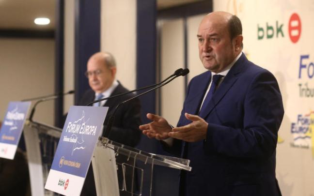 Ortuzar, durante su intervención en el Fórum Europa Tribuna Euskadi.