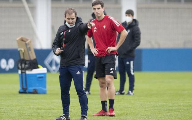 Iñigo Pérez, con Jagoba a su lado