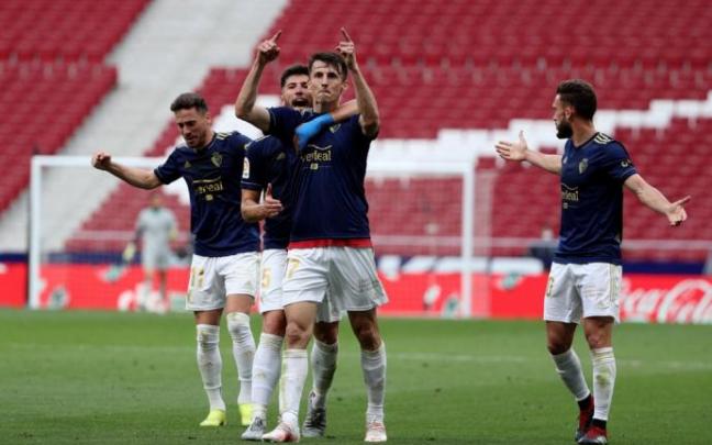 Barja, David García, Budimir y Torres, celebrando el gol en el Wanda.