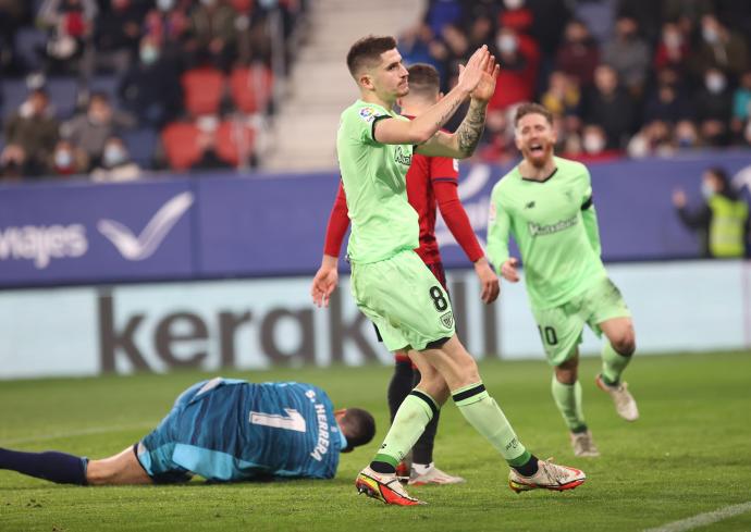 Sancet, que jugó en la cantera de Osasuna, se disculpa tras marcar su tercer gol.