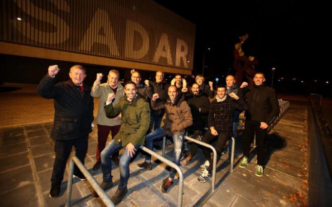 Luquin, Mina, Javi Flaño, Zabaleta, Iparraguirre, Puñal, Miguel Flaño, Jusué, Martín, Oier, Castañeda y Matito, ayer en El Sadar.