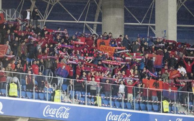 Aficionados de Osasuna en el Reale Arena en octavos de la Copa del Rey en enero de 2020.