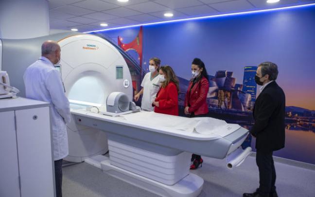 Visita a las máquinas. Visita a las máquinas.