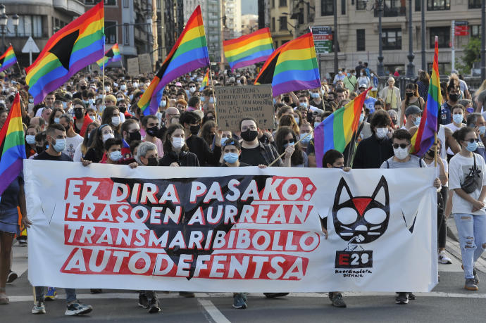 Imagen de la manifestación de ayer en Bilbao para denunciar el asesinato de Samuel.