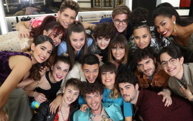 Los concursantes de la última edición de 'Operación Triunfo', con la directora de la Academia, Noemí Galera. Los concursantes de la última edición de 'Operación Triunfo', con la directora de la Academia, Noemí Galera.
