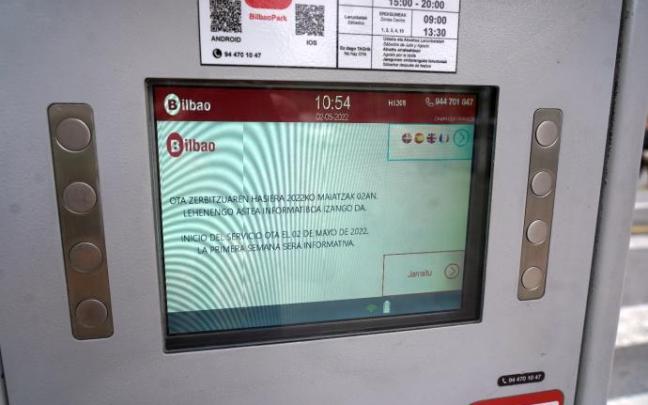 Información que aportaban los nuevos parquímetros de la OTA esta mañana Oskar M. Bernal