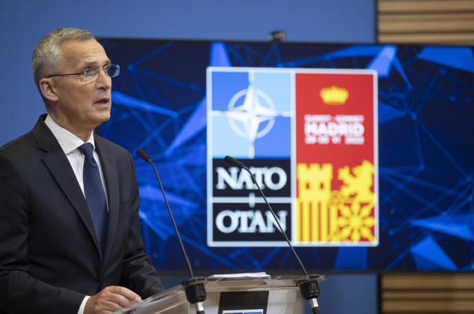 El secretario general de la OTAN, Jens Stoltenberg, ha calificado esta cumbre de "histórica" y "crucial".