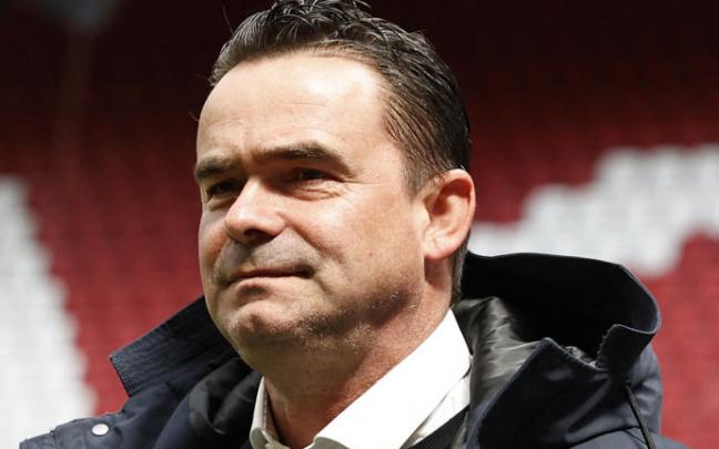 Marc Overmars era el actual director de fútbol del Ajax. Marc Overmars era el actual director de fútbol del Ajax.