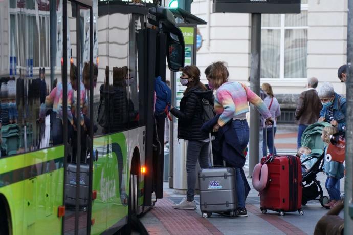 El estudio engloba todo el transporte público que funciona en Bizkaia como el servicio de Bizkaibus