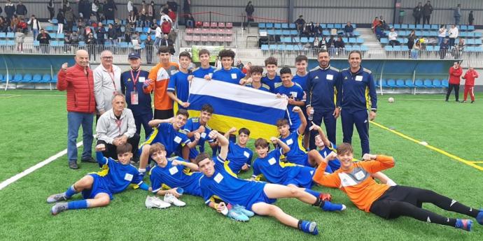 Jugadores de la selección canaria sub-14, entre los que está Pablo Santana Moreno.
