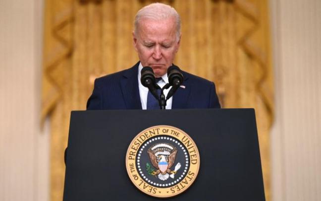 Joe Biden, abatido en su comparecencia tras la masacre en Kabul. Joe Biden, abatido en su comparecencia tras la masacre en Kabul.
