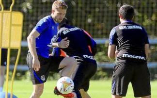 Asier Illarramendi, en el entrenamiento de ayer en Zubieta. Asier Illarramendi, en el entrenamiento de ayer en Zubieta.