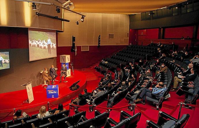 Foro Álava Objetivo celebrado por DNA en el Palacio Europa el año pasado. Foto: Jorge Muñoz