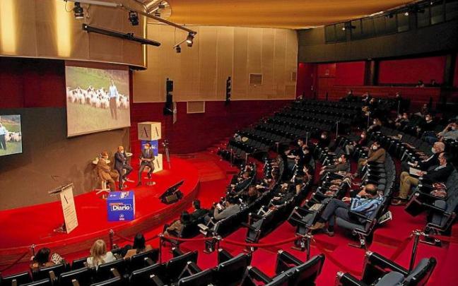 Foro Álava Objetivo celebrado por DNA en el Palacio Europa el año pasado. Foto: Jorge Muñoz