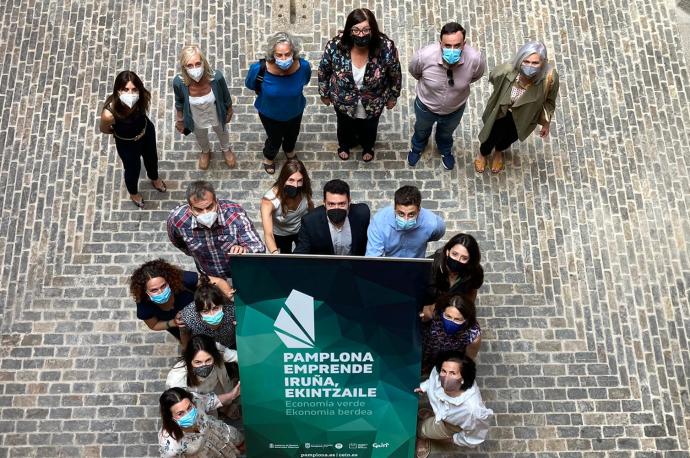 Proteger a las abejas, regenerar ecosistemas, o reutilizar ropa, entre las ideas de negocio de economía verde en 'Pamplona Emprende'