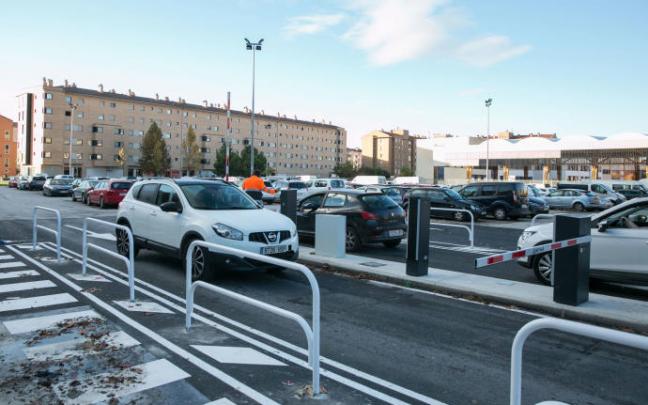 Parking disuasorio en la Rochapea. Parking disuasorio en la Rochapea.
