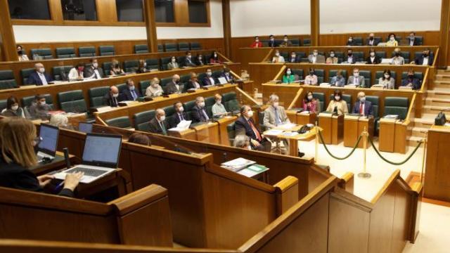 El 28 de febrero se votarán las aportaciones de los distintos grupos al borrador del Pacto Educativo.