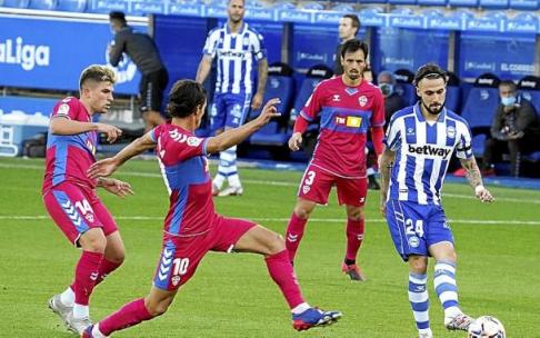 José Ignacio Peleteiro Ramallo 'Jota', tuvo un debut discreto de albiazul el 18 de octubre de 2020 frente al Elche (0-2). Foto: DNA