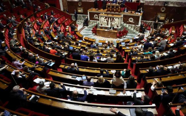 Imagen de la sesión en la Asamblea Nacional francesa. Imagen de la sesión en la Asamblea Nacional francesa.