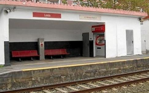 Refugio para los viajeros de la estación de Loiola. Foto: N.G
