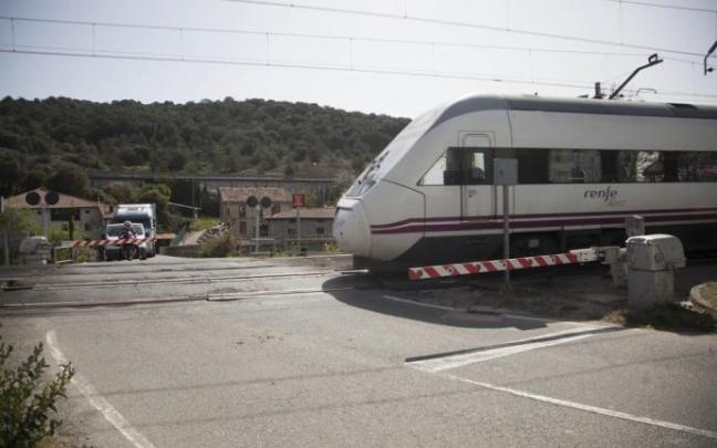 Paso a nivel en Pobes. Paso a nivel en Pobes.