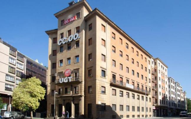 El edificio de los sindicatos, en pleno centro. El edificio de los sindicatos, en pleno centro.