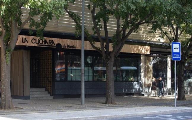 Fachada del restaurante La Cuchara de Martín Fachada del restaurante La Cuchara de Martín