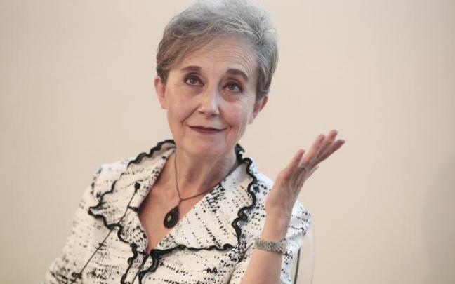 Pese al apoyo expreso recibido de Margarita Robles, el Gobierno rehusa confirmar la continuidad en el cargo de Esteban. Pese al apoyo expreso recibido de Margarita Robles, el Gobierno rehusa confirmar la continuidad en el cargo de Esteban.