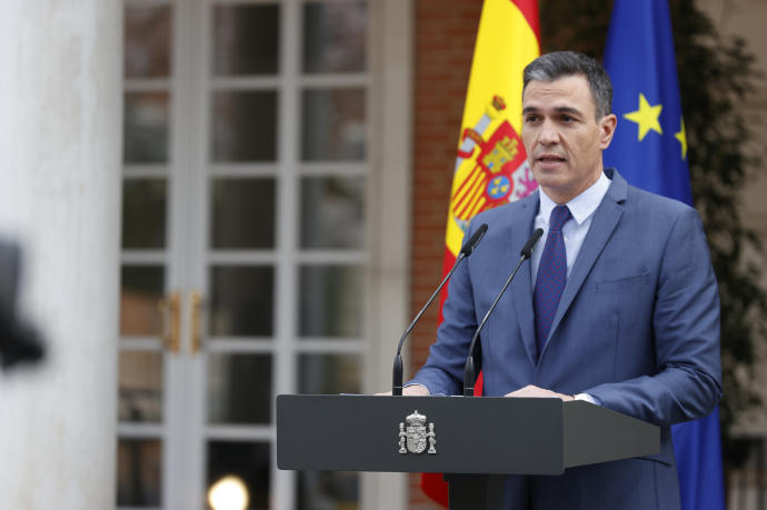 Pedro Sánchez comparece desde el Palacio de la Zarzuela.