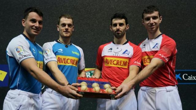 Este miércoles ha tenido lugar en el frontón Bizkaia de Bilbao la elección de material de cara a la final del Campeonato de Parejas de Primera.