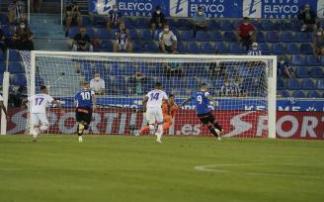 Joselu anotó en la primera jornada ante el Real Madrid –de penalti– el único gol del curso.