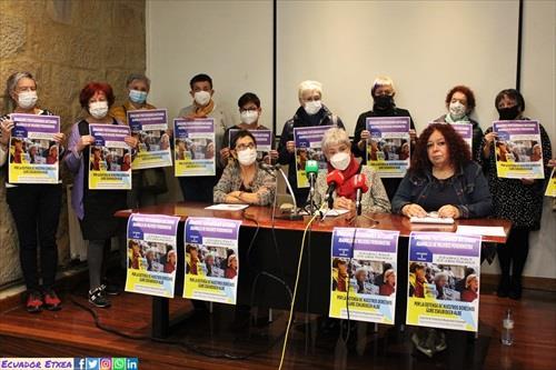 Comparecencia del colectivo de mujeres pensionistas en Bilbao