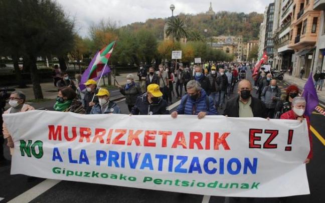 Anterior manifestación en Donostia de los pensionistas guipuzcoanos. Anterior manifestación en Donostia de los pensionistas guipuzcoanos.