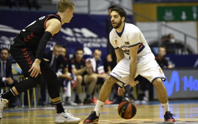 Pepe Pozas, ante Ludde Hakanson.