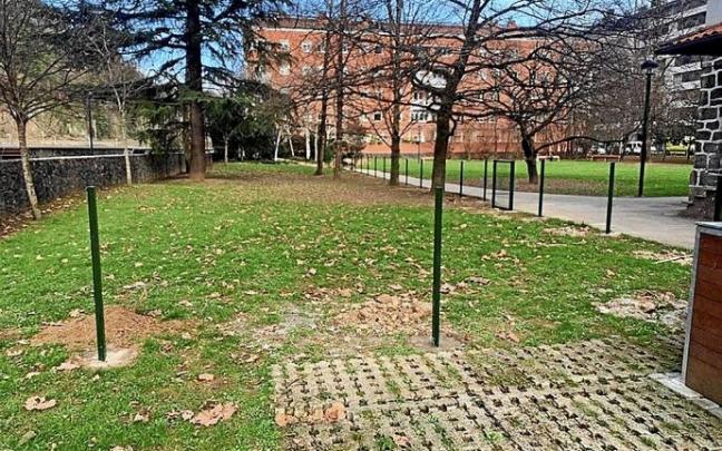 El nuevo parque para perros de Arkaute. Foto: N.G. El nuevo parque para perros de Arkaute. Foto: N.G.