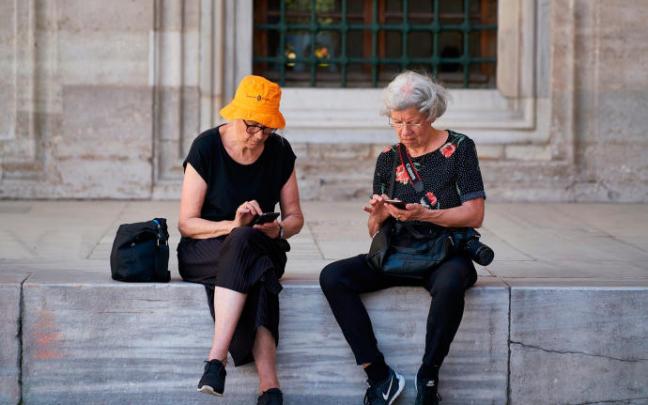 Euskadi tiene medio millón de personas mayores de 65 años, la tercera parte con más de 80 años.