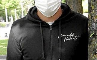 Diferentes instantáneas dan fe del ambiente que antes de la pandemia se vivía en el recinto de txosnas. A la derecha de estas líneas, acto celebrado el año pasado en la Florida para anunciar que el espacio se ponía en pausa. Fotos: Pilar Barco / Jorge Muñ