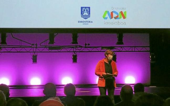 La alcaldesa, durante su intervención. Foto: N.G.