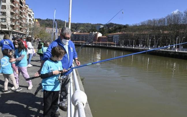 La Escuela de Pesca celebrará mañana domingo su última edición hasta Aste Nagusia La Escuela de Pesca celebrará mañana domingo su última edición hasta Aste Nagusia