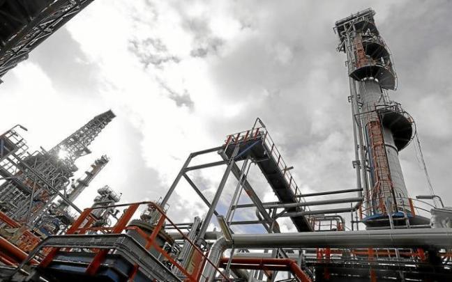 La planta de Petronor en Muskiz. La planta de Petronor en Muskiz.